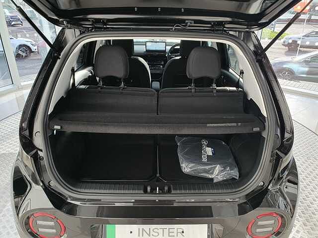 Hyundai INSTER 85kW 02 49kWh 5dr Auto Black