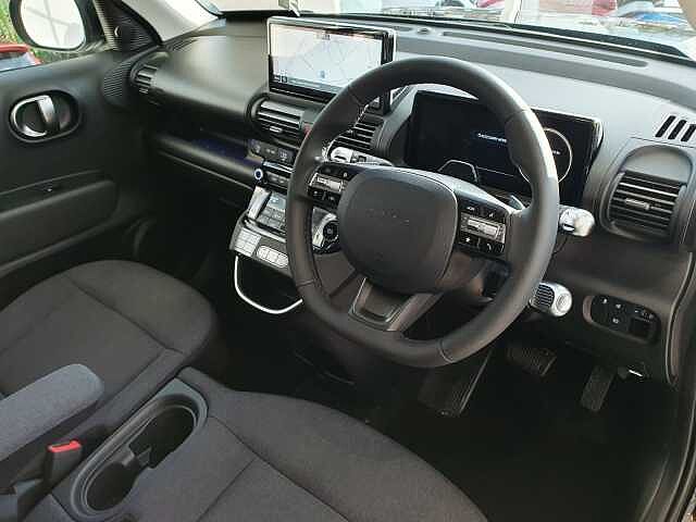 Hyundai INSTER 85kW 02 49kWh 5dr Auto Black