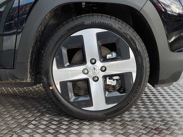 Hyundai INSTER 85kW 02 49kWh 5dr Auto Black
