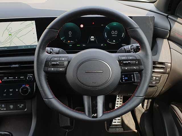 Hyundai TUCSON 1.6T Hybrid N Line 5dr Auto White