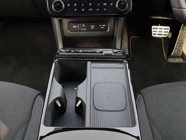 Hyundai TUCSON 1.6T Hybrid N Line 5dr Auto White