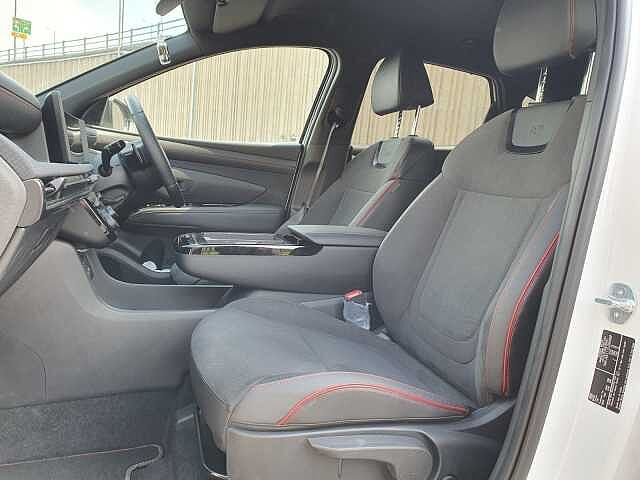 Hyundai TUCSON 1.6T Hybrid N Line 5dr Auto White