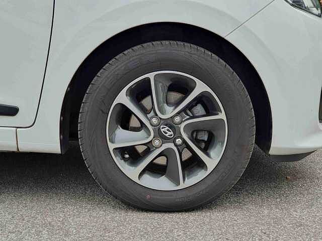 Hyundai I10 1.0 Go SE 5dr White