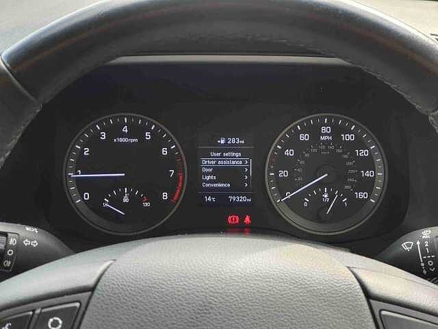 Hyundai TUCSON 1.6 GDi S Connect 5dr 2WD Red