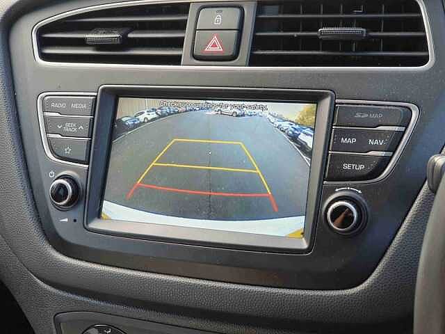 Hyundai I20 1.2 MPi Play 5dr White