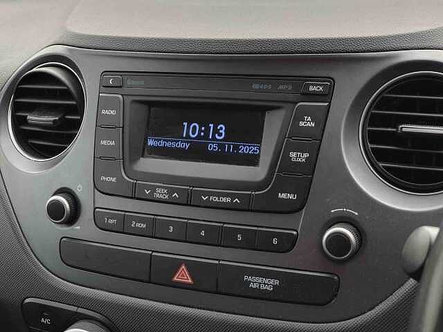 Hyundai i10 1.0 SE 5dr