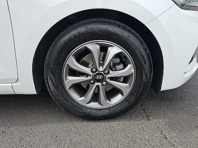 Hyundai i20 1.2 MPi SE 5dr