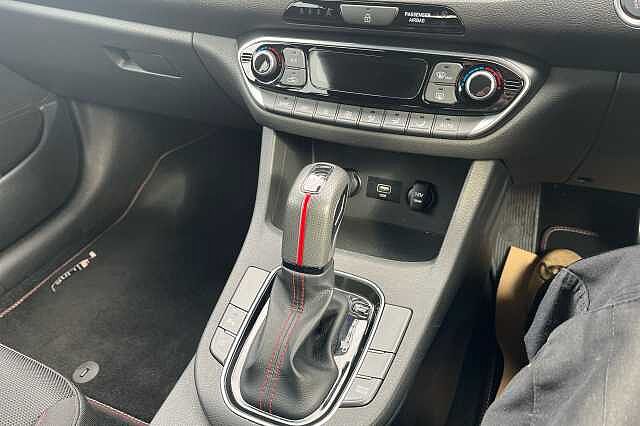 Hyundai I30 FASTBACK 1.5T GDi N Line 5dr DCT Pulse Red