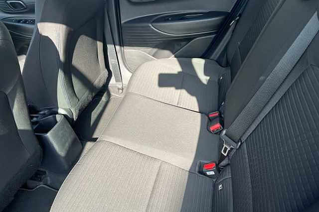 Hyundai I20 1.0T GDi 48V MHD SE Connect 5dr Intense Blue