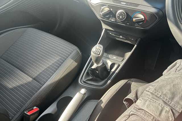 Hyundai I20 1.0T GDi 48V MHD SE Connect 5dr Intense Blue