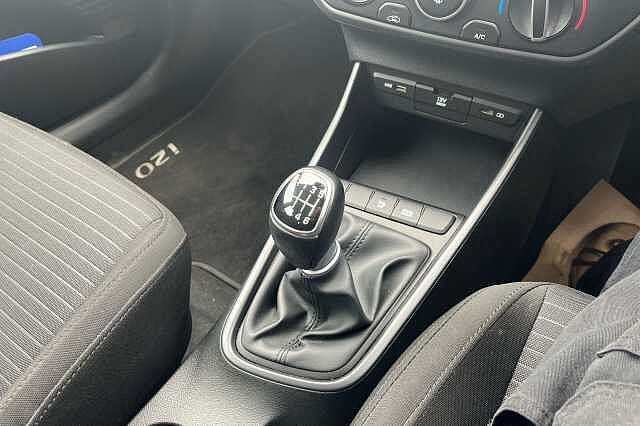 Hyundai I20 1.0T GDi 48V MHD SE Connect 5dr Aqua Turquoise