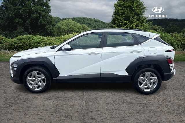 Hyundai KONA ADVANCE Atlas White