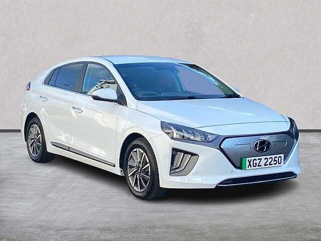 Hyundai IONIQ 100Kw Premium Se 38Kwh 5Dr Auto Polar White