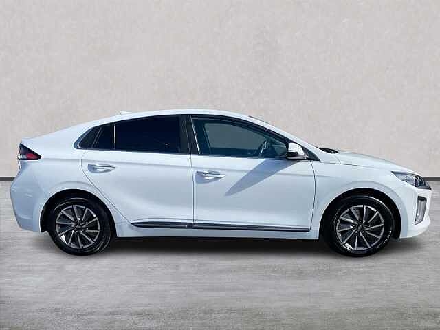 Hyundai IONIQ 100Kw Premium Se 38Kwh 5Dr Auto Polar White