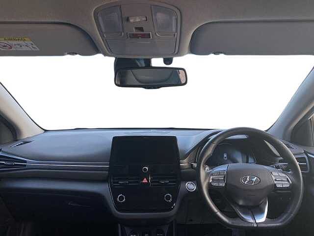 Hyundai IONIQ 100Kw Premium Se 38Kwh 5Dr Auto Polar White