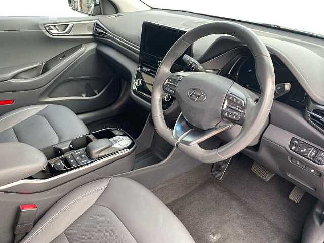 Hyundai IONIQ 100Kw Premium Se 38Kwh 5Dr Auto Fluid Grey