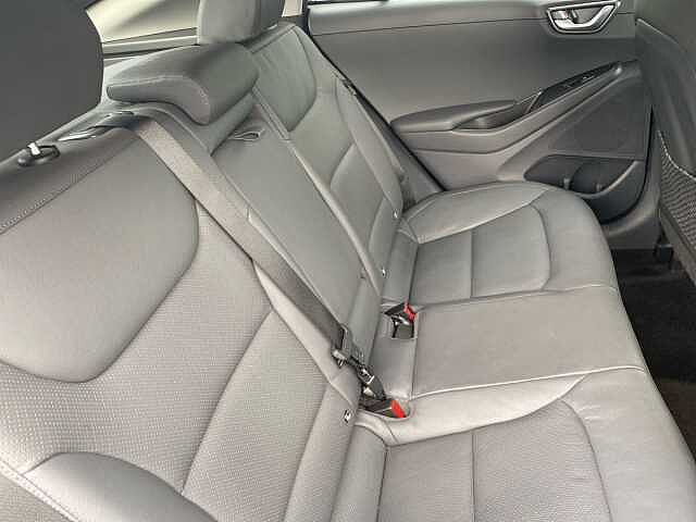 Hyundai IONIQ 100Kw Premium Se 38Kwh 5Dr Auto Fluid Grey