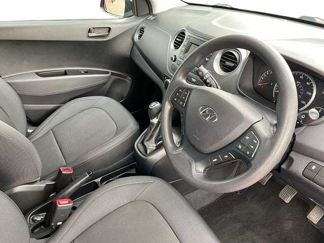 Hyundai I10 1.0 Se 5Dr