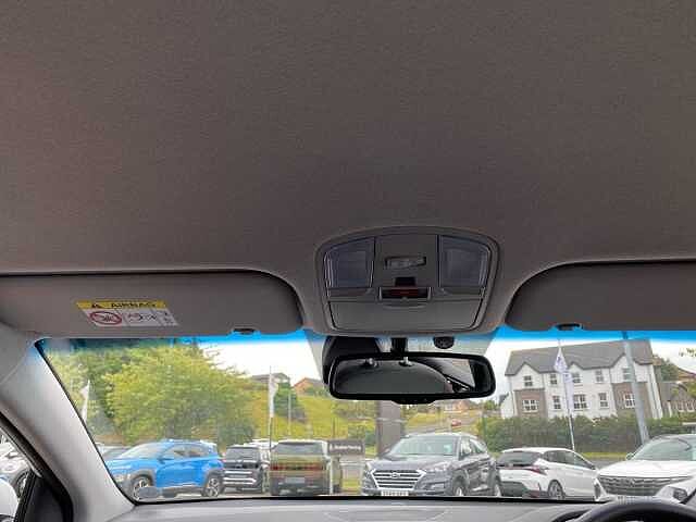 Hyundai IONIQ 100Kw Premium 38Kwh 5Dr Auto White