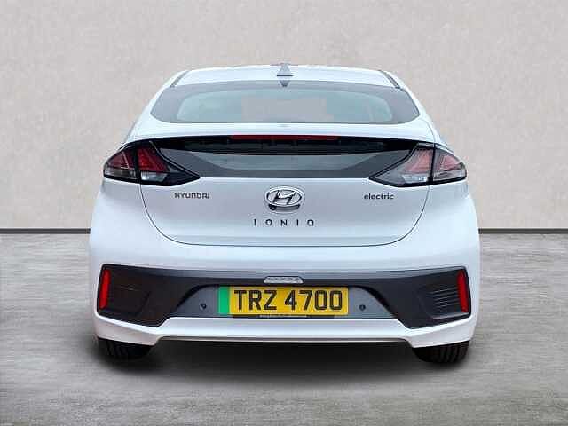 Hyundai IONIQ 100Kw Premium 38Kwh 5Dr Auto White