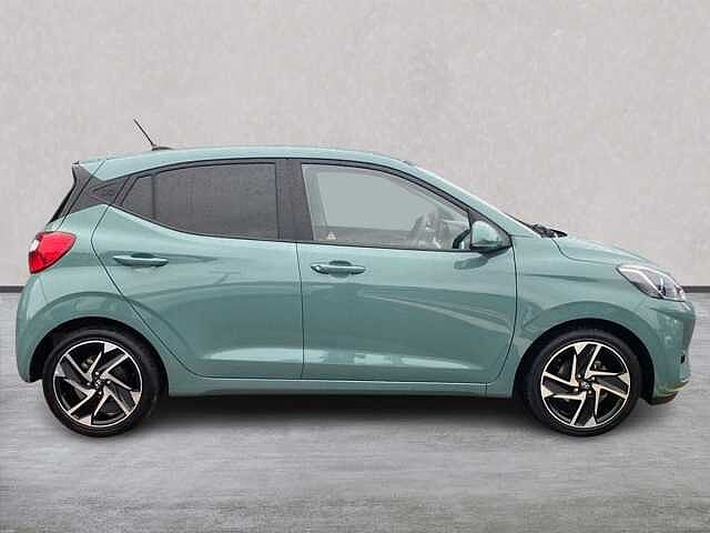 Hyundai I10 1.0 Mpi Premium 5Dr Mangrove Green