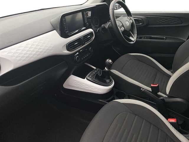 Hyundai I10 1.0 Mpi Premium 5Dr Mangrove Green