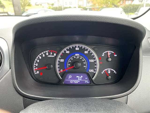 Hyundai I10 1.2 Se 5Dr Auto Red Passion