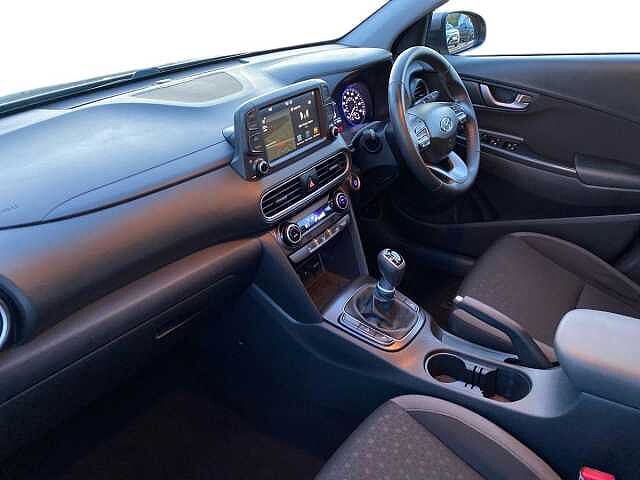 Hyundai KONA 1.0 T-Gdi Blue Drive Premium Suv 5Dr Petrol Manual Euro 6 (S/S) (120 Ps)