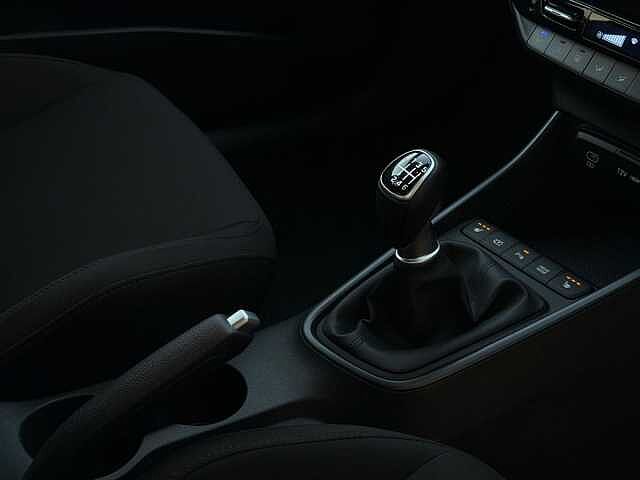 Hyundai BAYON 1.0 T-Gdi Premium Suv 5Dr Petrol Manual Euro 6 (S/S) (100 Ps) Dragon Red