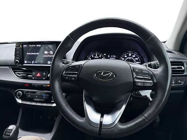 Hyundai I30 1.0 T-Gdi Mhev Se Connect Tourer 5Dr Petrol Hybrid Manual Euro 6 (S/S) (120 Ps)