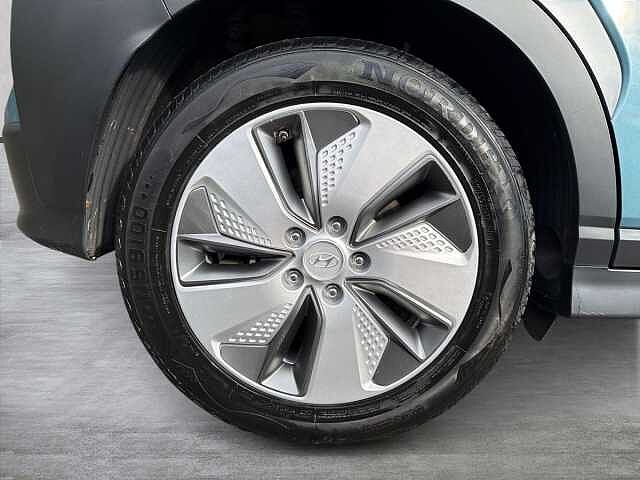 Hyundai KONA 64Kwh Premium Se Suv 5Dr Electric Auto (204 Ps)