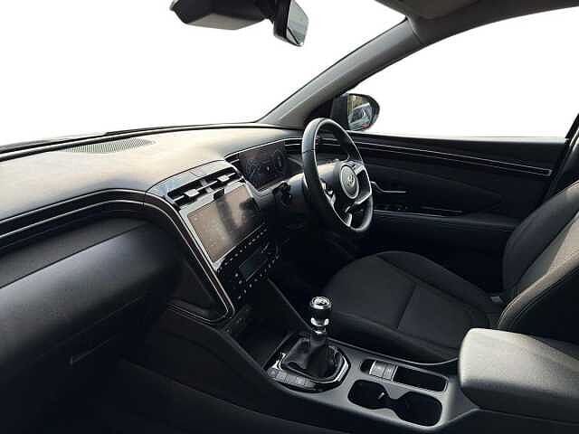 Hyundai TUCSON 1.6 T-Gdi Se Connect Suv 5Dr Petrol Manual Euro 6 (S/S) (150 Ps) Dark Knight Grey