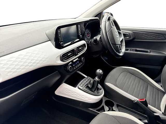 Hyundai I10 1.0 Premium Hatchback 5Dr Petrol Manual Euro 6 (S/S) (67 Ps) Intense Blue