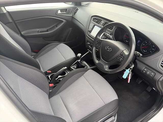 Hyundai I20 1.2 Play Hatchback 5Dr Petrol Manual Euro 6 (S/S) (84 Ps)