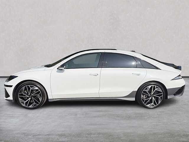 Hyundai IONIQ 6 77.4Kwh Ultimate Saloon 4Dr Electric Auto (228 Ps)