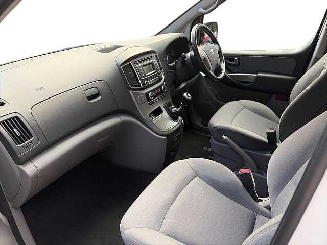Hyundai I800 2.5 Crdi Se Mpv 5Dr Diesel Manual Euro 6 (136 Ps)