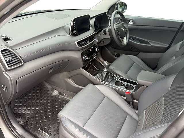 Hyundai TUCSON 1.6 Gdi Premium Suv 5Dr Petrol Manual Euro 6 (S/S) (132 Ps)