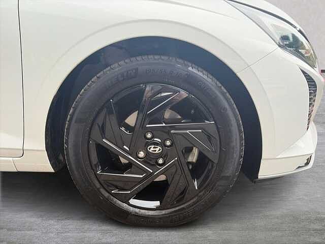 Hyundai I20 1.0 T-Gdi Black Line Hatchback 5Dr Petrol Manual Euro 6 (S/S) (90 Ps) White