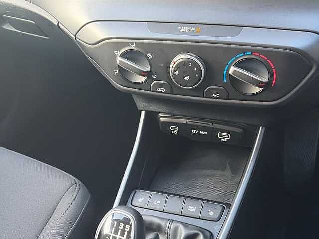 Hyundai I20 1.0 T-Gdi Black Line Hatchback 5Dr Petrol Manual Euro 6 (S/S) (90 Ps) Pearl - Vibrant Blue