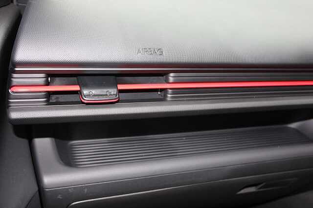 Hyundai KONA 1.6T 138 N Line S 5dr DCT Black