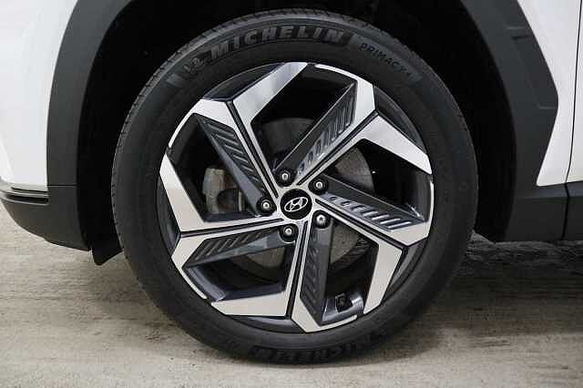 Hyundai TUCSON 1.6 TGDi Hybrid 230 Premium 5dr 2WD Auto White