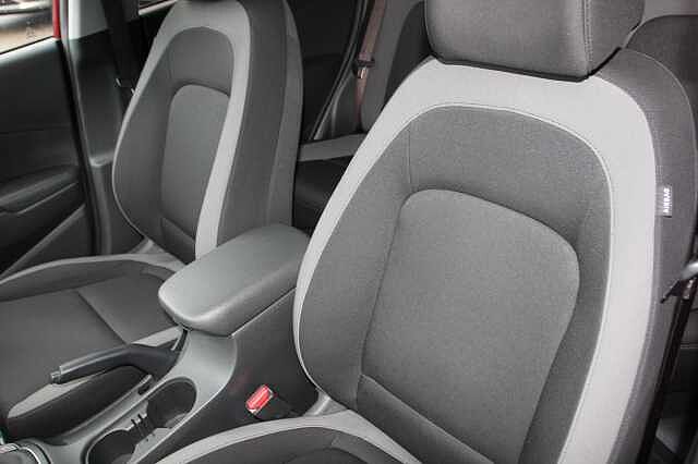 Hyundai KONA 1.0T GDi Play Edition 5dr Red