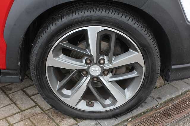 Hyundai KONA 1.0T GDi Play Edition 5dr Red
