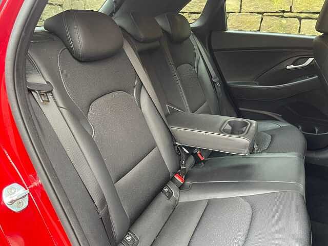 Hyundai i30 1.6 CRDi Premium 5dr DCT