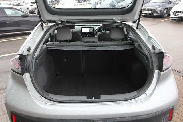 Hyundai Ioniq 1.6 GDi Hybrid Premium 5dr DCT
