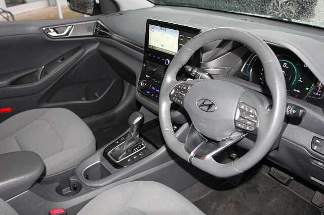 Hyundai Ioniq 1.6 GDi Hybrid Premium 5dr DCT