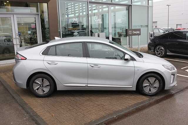 Hyundai Ioniq 1.6 GDi Hybrid Premium 5dr DCT