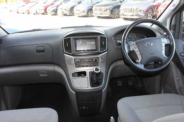 Hyundai i800 2.5 CRDi SE Nav 5dr