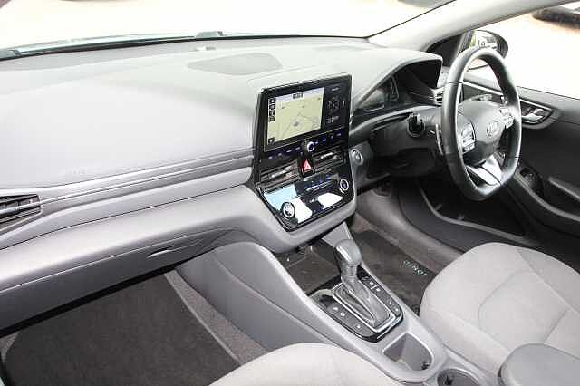 Hyundai IONIQ 1.6 GDi Hybrid 1st Edition 5dr DCT