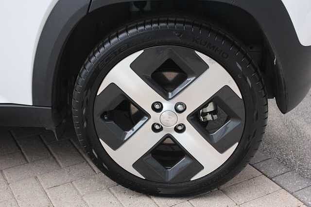Hyundai INSTER 85kW 02 49kWh 5dr Auto White